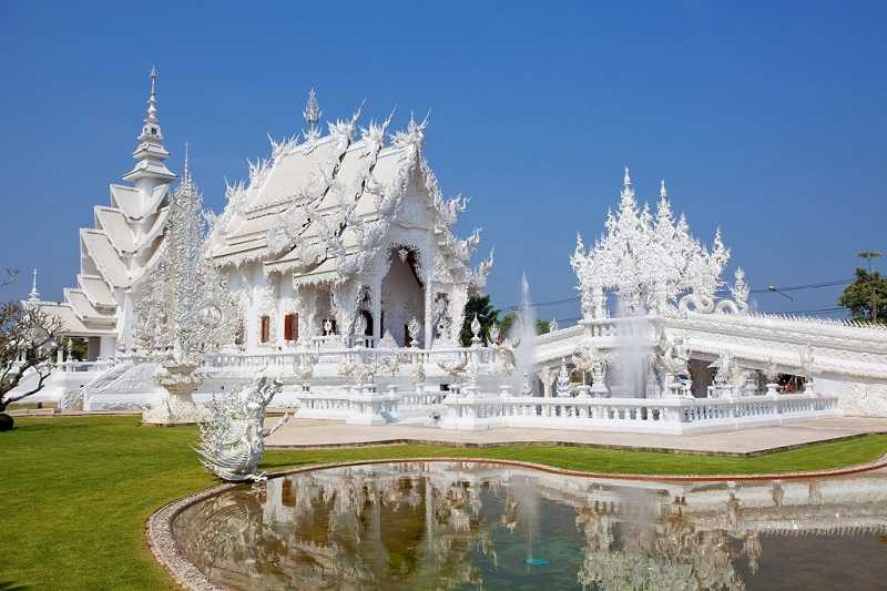 Тайланд Белый храм Ват Ронг Кхун чианграй
