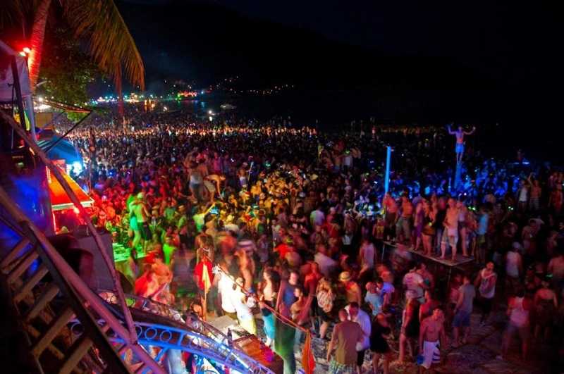 fullmoonparty2