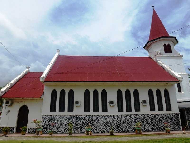 Джакарта церковь Пниел