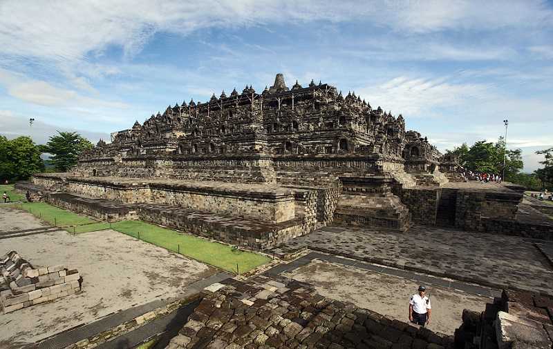 храмовый комплекс боробудур ява индонезия