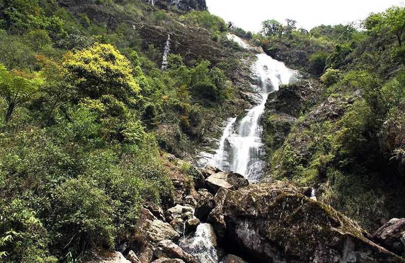 водопад Тхак-Бак
