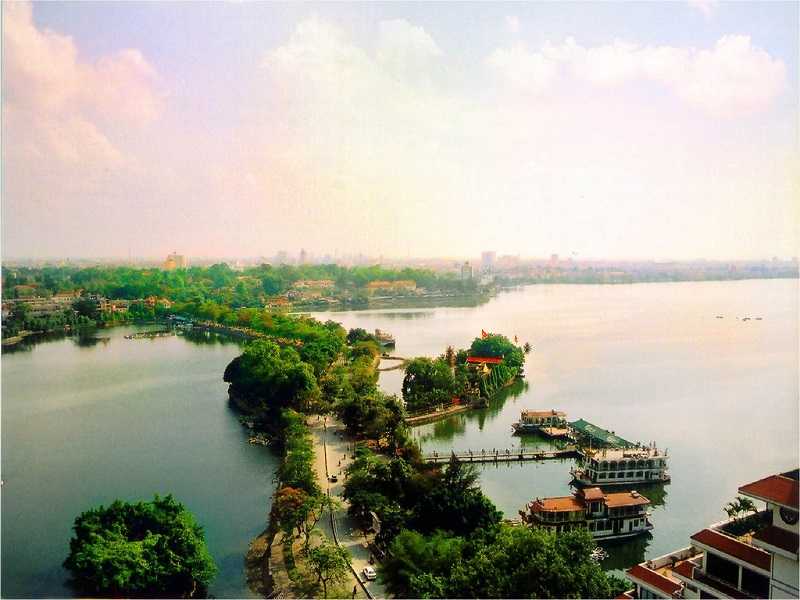 озеро Хо Тэй в ханое